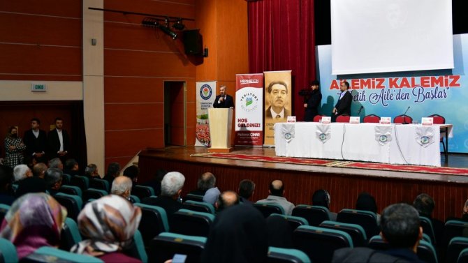 Yeşilyurt’ta Mehmet Akif’ler Anıldı