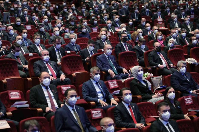 Cumhurbaşkanı Erdoğan: "Hedefimiz Dünyanın İlk 10 Ekonomisi İçine Girmektir. Bu Hedefe Ulaşmaya Hiç Olmadığımız Kadar Yakınız"