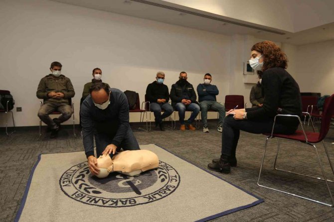Büyükşehir Personeline İlk Yardım Eğitimi