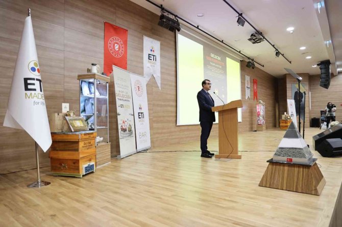 Bakan Dönmez: “2022, Bor Madeninin Yılı Olacak, Sıvı Bor Atıklarından Ürettiği Lityum Bunun En Güzel Örneği ”