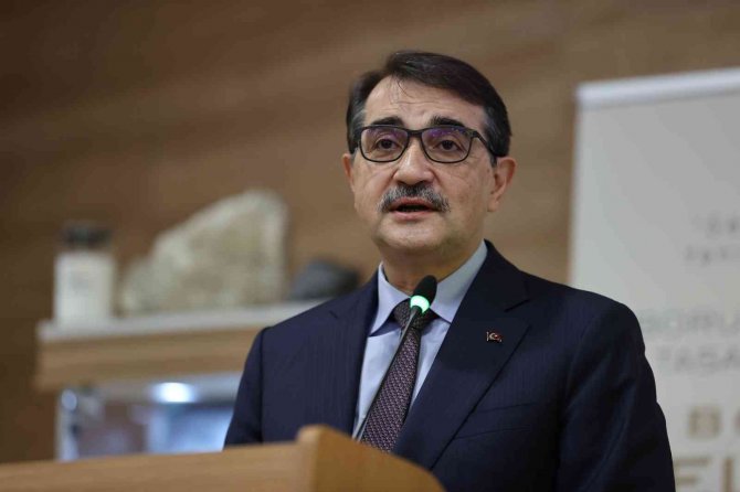 Bakan Dönmez: “2022, Bor Madeninin Yılı Olacak, Sıvı Bor Atıklarından Ürettiği Lityum Bunun En Güzel Örneği ”