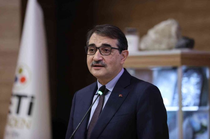 Bakan Dönmez: “2022, Bor Madeninin Yılı Olacak, Sıvı Bor Atıklarından Ürettiği Lityum Bunun En Güzel Örneği ”