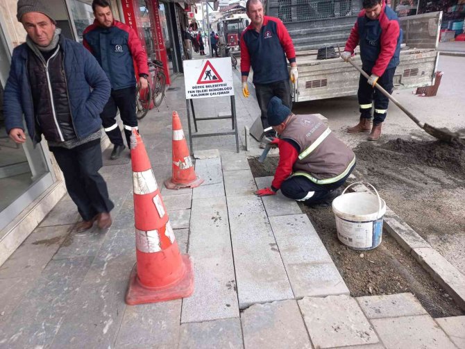Kentin Dört Bir Yanında Çalışmalar Sürüyor