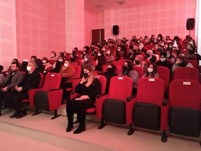 Emet Myo Öğrencileri Emetli Yazar Dayıoğlu İle Buluştu