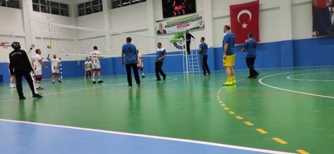 Ergene Kaymakamlığı Voleybol Turnuvası Başladı
