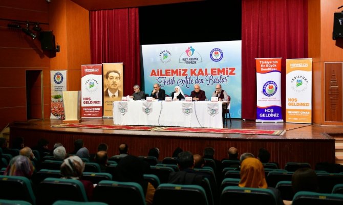 Yeşilyurt’ta Mehmet Akif’ler Anıldı