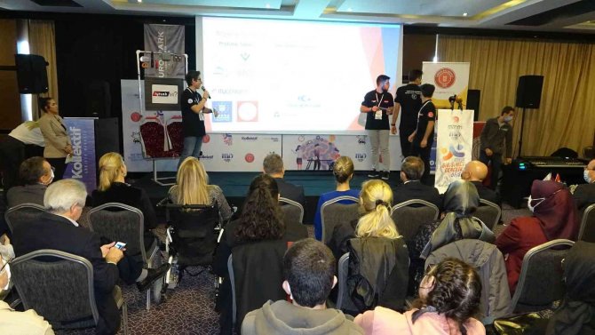 ‘Genç Zihinler, Geleceğe Yön Veren Yenilikçi Fikirler’ Ödüllendirildi