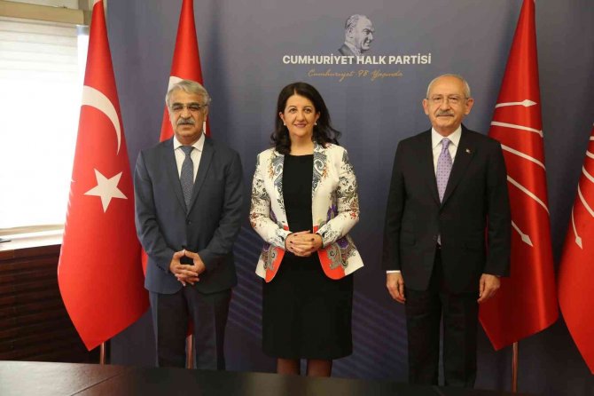 Pervin Buldan Ve Mithat Sancar’dan Chp’ye Ziyaret