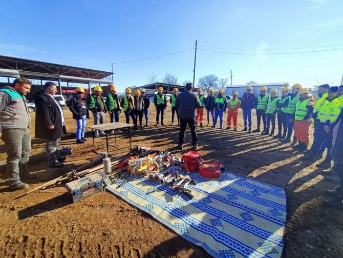 Kütahya’da Orman Yangınları İle Mücadele Gönüllü Eğitimleri Başladı