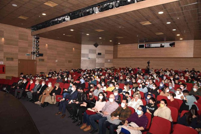 İ̇stiklal Şairi Mehmet Akif Ersoy, ‘Küfe Oyunu’ İle Anıldı