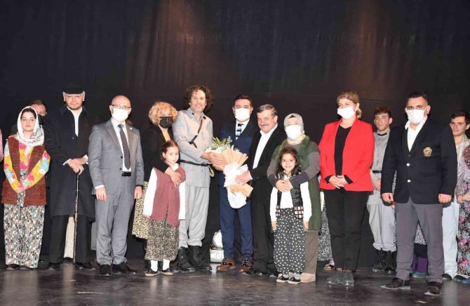 İ̇stiklal Şairi Mehmet Akif Ersoy, ‘Küfe Oyunu’ İle Anıldı