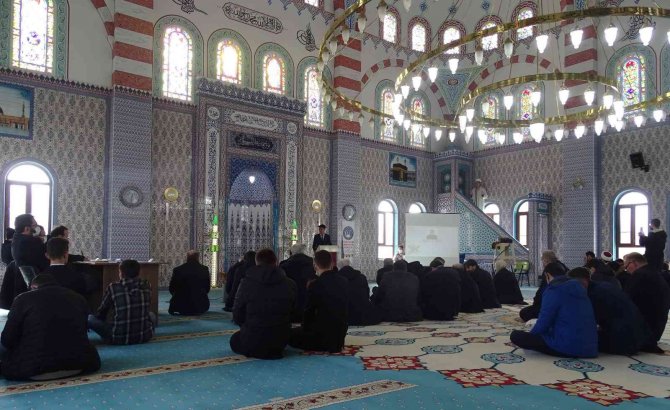 Genç Hatipler Hutbe Okuma Yarışması İl Finali Havran’da Yapıldı