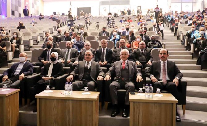 Necmettin Erbakan Üniversitesi “Akademi Ödülleri" Sahiplerini Buldu