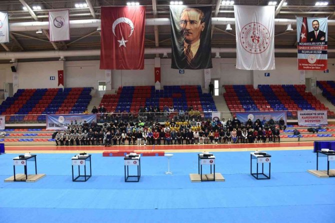 Bilek Güreşi Gençler Grup Müsabakaları Karabük’te Başladı