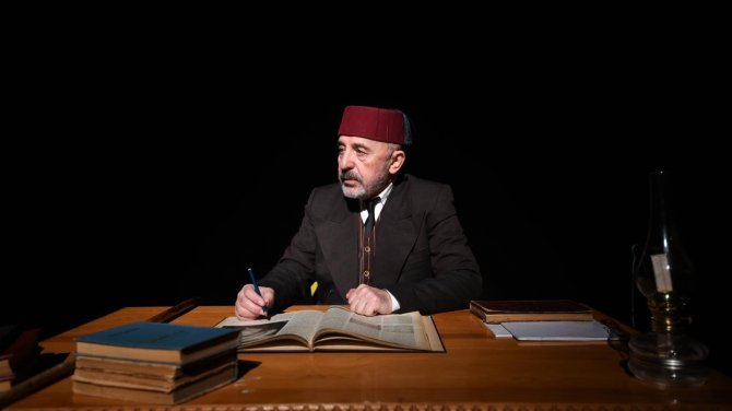 Pursaklar Belediyesi Tiyatrosu İlk Sahnesini "İ̇stiklal" İsimli Oyun İle Açtı