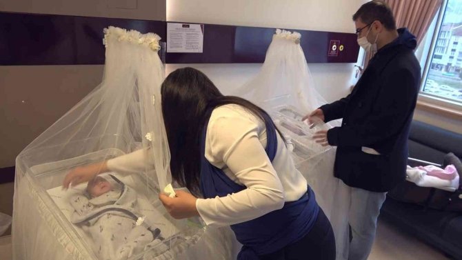 Samsunlu Çiftin ’Dördüz’ Bebek Mutluluğu