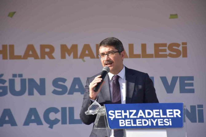 Şehzadeler Belediyesi’nden Selimşahlar’a 1 Milyonluk Tesis