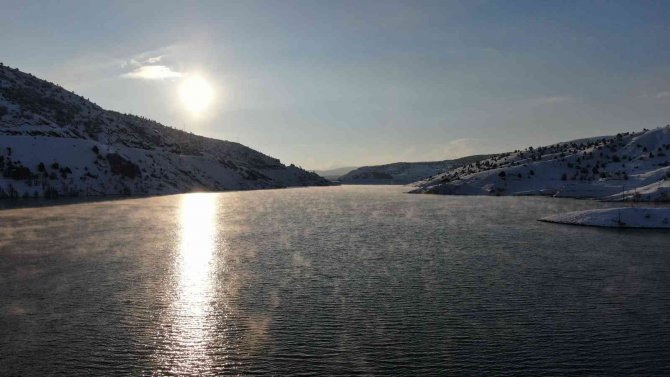 Dondurucu Soğukta Gün Batımı Görsel Ziyafet Sundu
