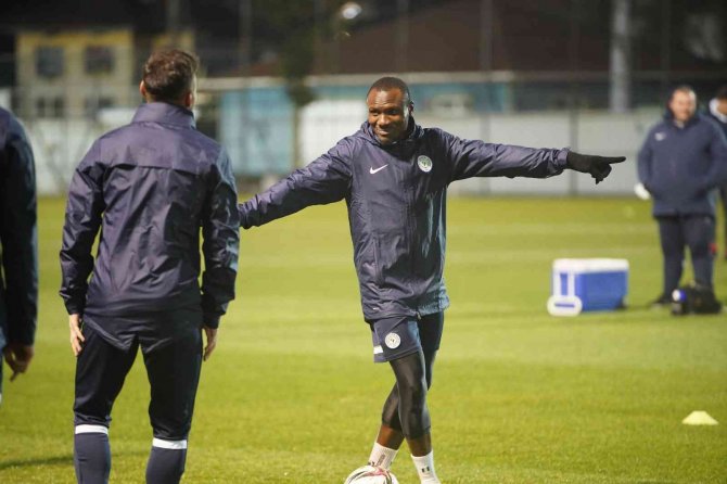 Çaykur Rizespor, İkinci Yarı Hazırlıklarını Sürdürdü