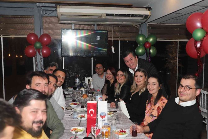 Tsyd Ailesi Yeni Yıl Balosunda Buluştu