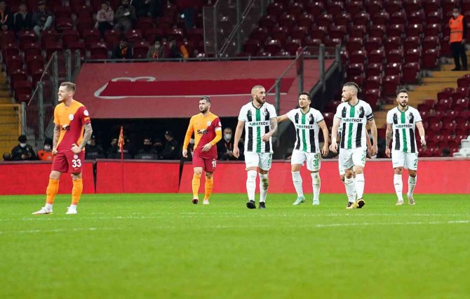 Ziraat Türkiye Kupası: Galatasaray: 1 - Denizlispor: 2 (İ̇lk Yarı)
