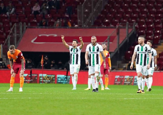 Ziraat Türkiye Kupası: Galatasaray: 1 - Denizlispor: 2 (İ̇lk Yarı)