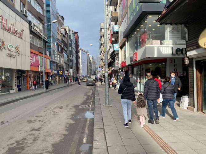 Zonguldak’ta Vaka Sayıları Düştü, Aşılama Oranı Yükseldi