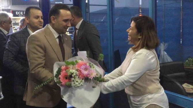 Ak Parti’li Baybatur: "2022 Yılı Türkiye’nin Ekonomisi İçin Muazzam Bir Yıl Olacak"