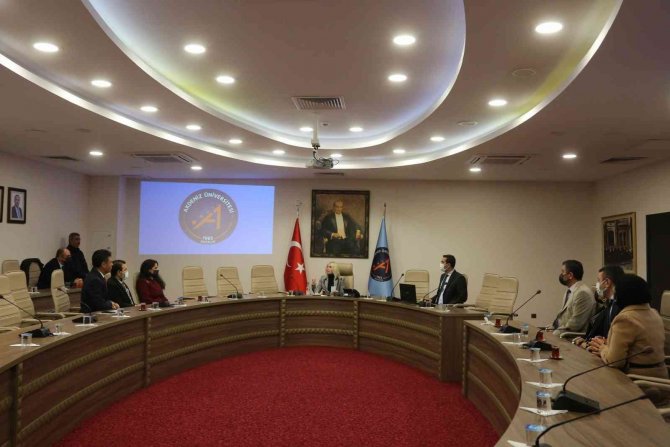 Aü Bilgi İ̇şlem Daire Başkanlığı’na Bilgi Güvenliği Yönetim Sistemi Sertifikası