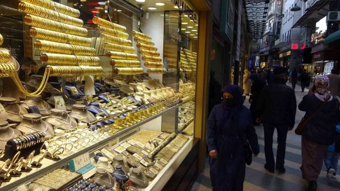 Altın Fiyatlarındaki Düşüş En Çok Onun Fiyatını Etkiledi