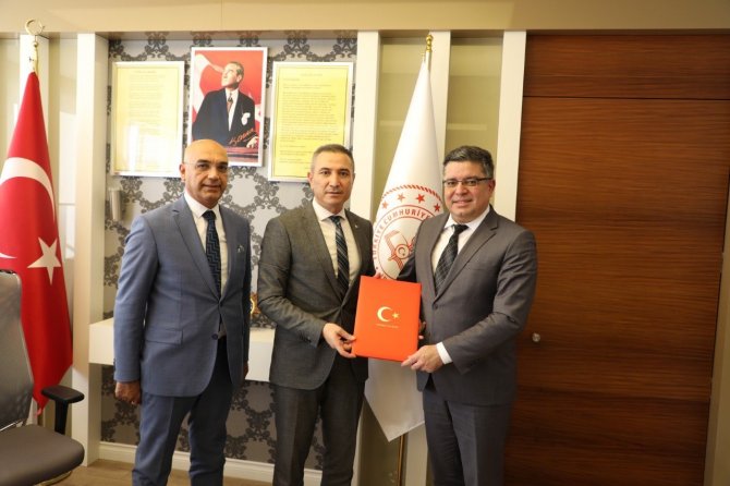 Corendon İle Falez Mesleki Ve Teknik Anadolu Lisesi Arasında İşbirliği Protokolü