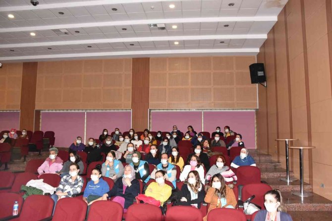 Aydın’da “Anne Sütü Ve Emzirme Danışmanlığı” Eğitimi Verildi