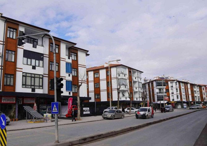 Başkan Altay: “Karapınar’da 180 Dükkan, 80 Konutta Cephe Düzenlemesi Yapıyoruz”