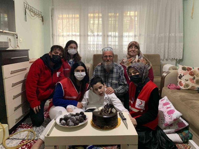 İ̇ha’nın Haberi Ömer’in Sesi Oldu