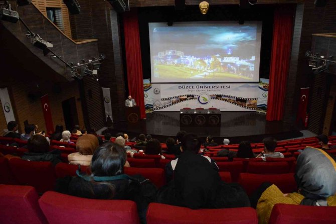 Kariyer Sürecinde Yaşadığı Deneyimlerini Anlattı