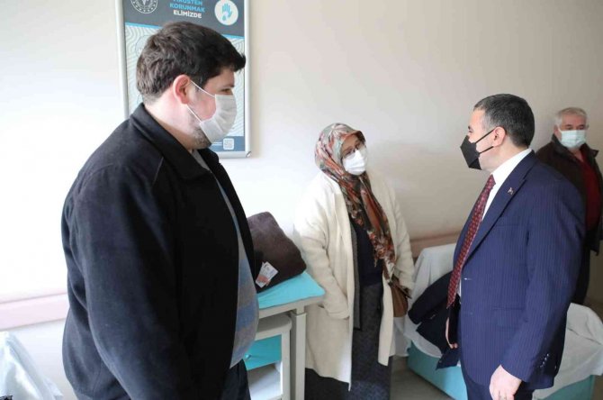 Vali Atay, Yığılca Devlet Hastanesi’ni Ziyaret Etti