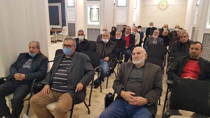 Erzincan’da “Bir Rol Model Olarak Mehmet Akif Ve İ̇stiklal Marşı” Konulu Konferans Düzenlendi