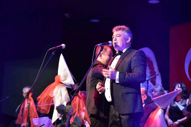Milas’ta Musiki Derneği’nden Müzik Ziyafeti