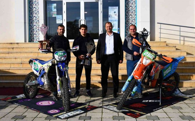 Motosiklet Kulübünden Başkan Usta’ya Teşekkür
