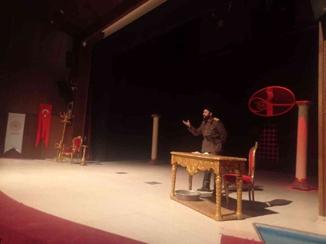 Iğdır’da Fahreddin Paşa’nın Direnişini Anlatan "Kumandan" Sergilendi