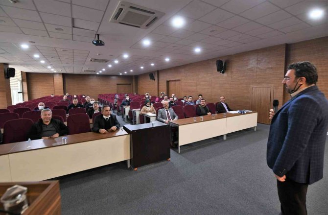 Pursaklar Belediye Personeline İ̇ş Sağlığı Ve İ̇ş Güvenliği Eğitimi