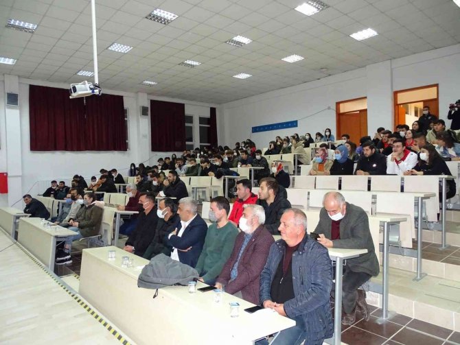 Başkan Fatih Çalışkan, İlçenin Sosyal Ve Ekonomik Alanları İle İlgili Bilgiler Verdi