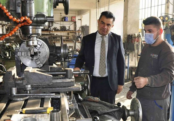 Gümüş’ten Staj Yapan Öğrencilere Ziyaret