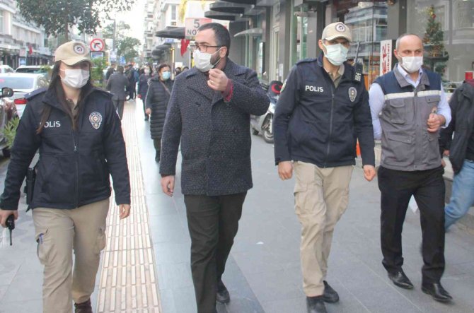 Samsun’da Polisten Yasaklı Irk Köpek Denetimi