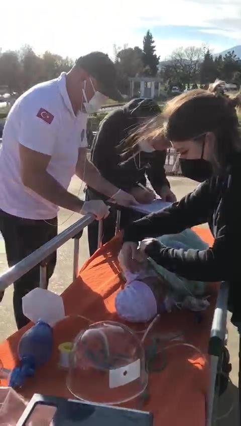 Ambulans Helikopter Meryem Bebek İçin Havalandı
