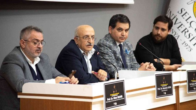 Selçuk Üniversitesinde ‘Aliya İ̇zzetbegoviç’ Paneli