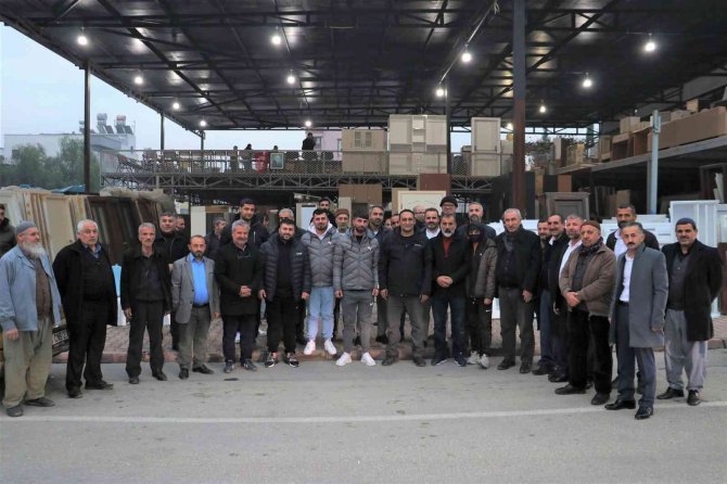 Başkan Yılmaz, Her Gün Vatandaşlarla Buluşuyor