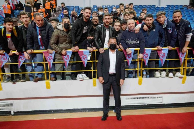 Ertuğrul Doğan: "Trabzonspor’un Türk Futbolundan Alacağı Var"