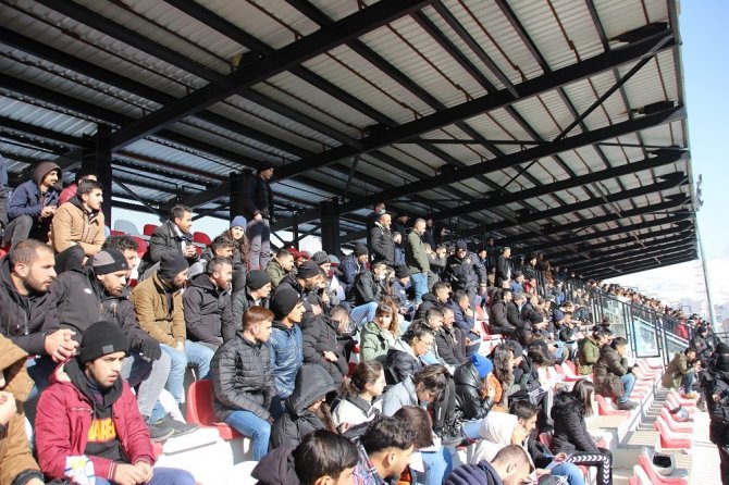 Turkcell Kadın Futbol Süper Ligi: Hakkari Gücü: 4 - Sivasspor: 0