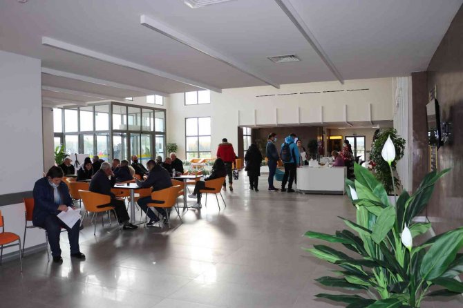 Türkiye’nin Yaptığı Hastane Arnavutluk’ta Hizmet Etmeye Devam Ediyor